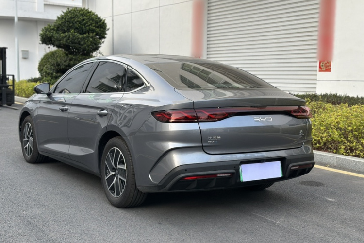 BYD Qin L 2024 car image #9