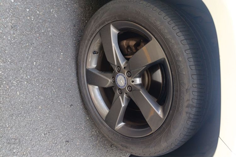 Mercedes-Benz GLK Class 2014 car image #9