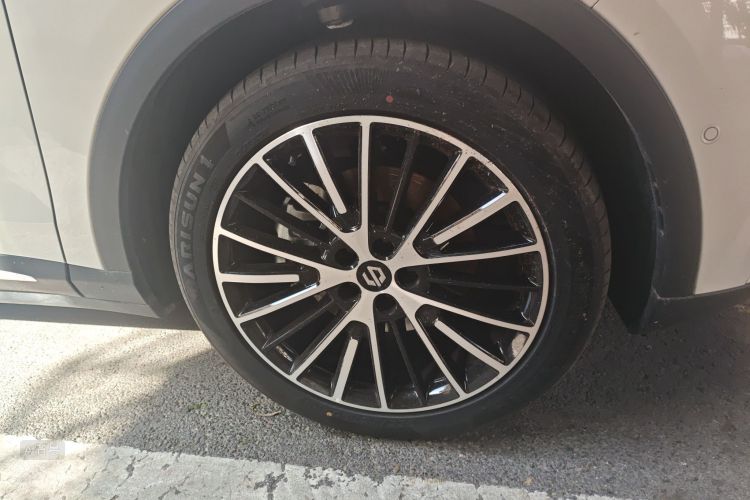 零跑汽车 零跑C11 2025 汽车图片 #9