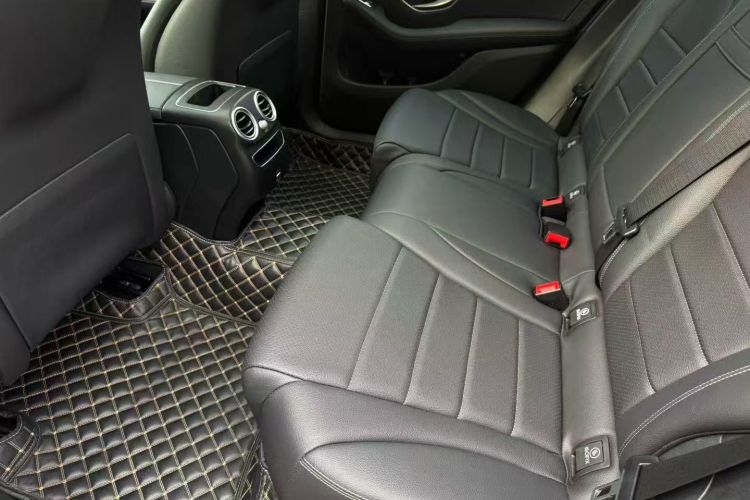 Mercedes-Benz GLC Class 2022 car image #9