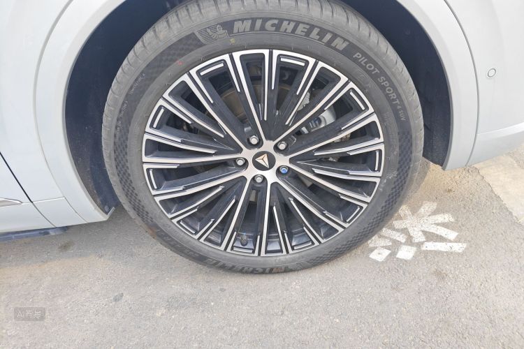 Deepal S09 2025 изображение автомобиля #9