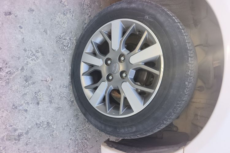 东南 V3菱悦 2014 汽车图片 #9