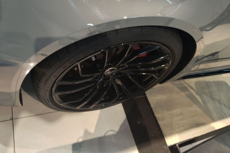 奥迪 奥迪RS 4 2022 汽车图片 #9