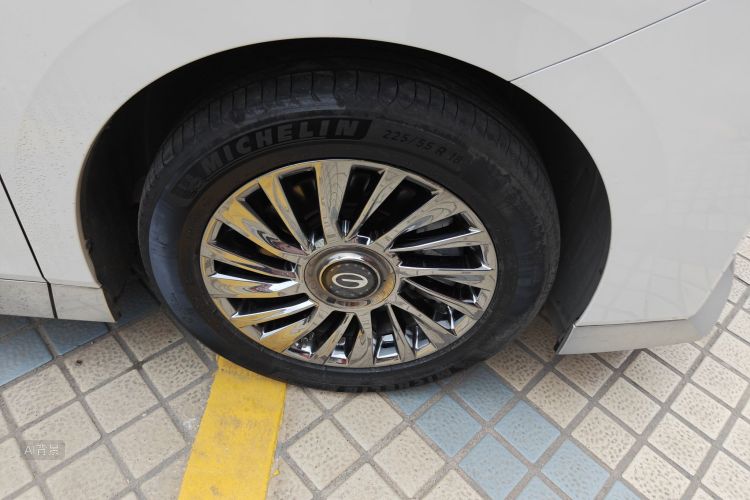 广汽传祺 传祺M8 2023 汽车图片 #9