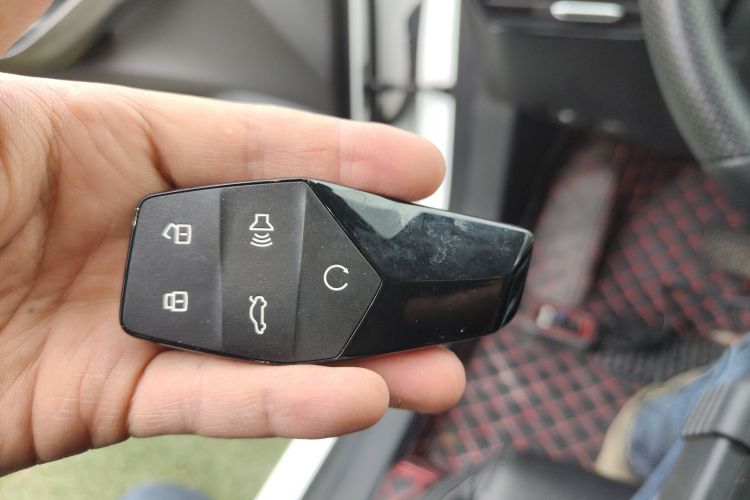 MG ONE 2022 صورة سيارة #9