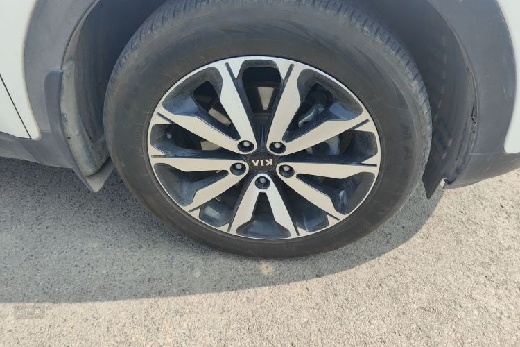 Kia KX5 2016 صورة سيارة #9