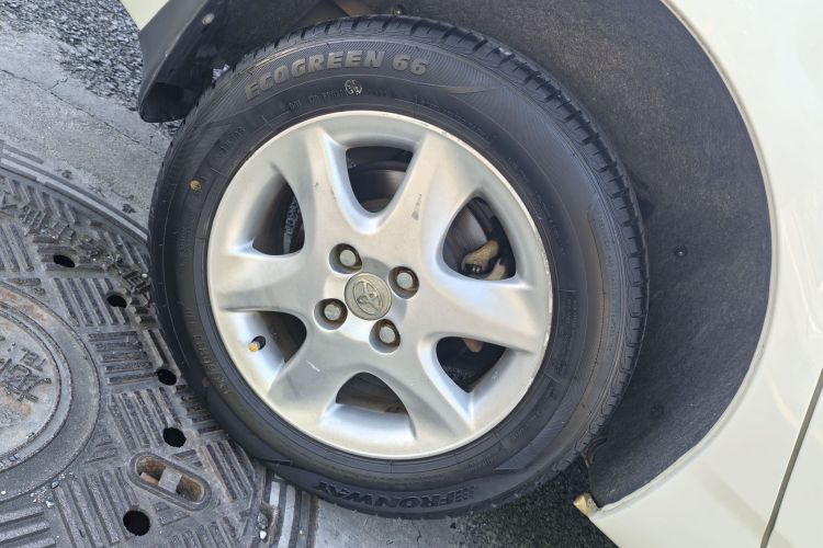 Toyota Corolla (Classic) 2015 car image #9