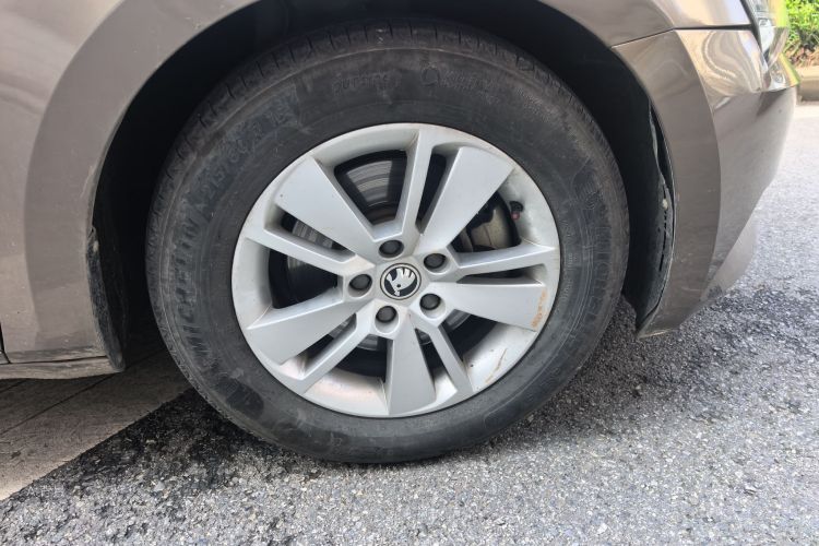 斯柯达 速派 2015 汽车图片 #9