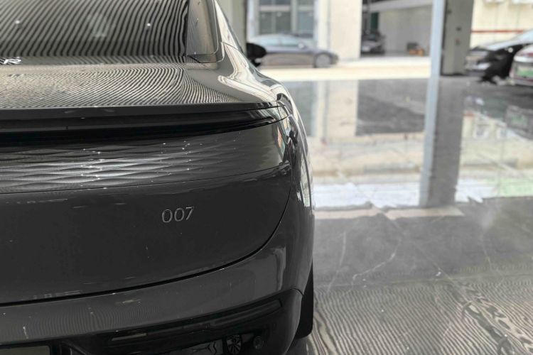 极氪 极氪007 2024 汽车图片 #9