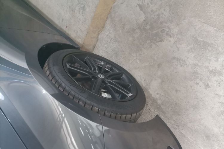 Changan UNI-V 2023 изображение автомобиля #9