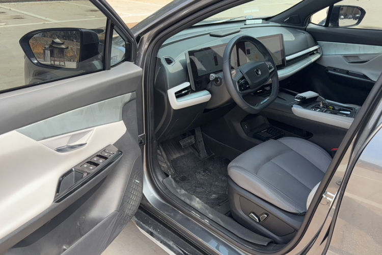 Changan UNI-T 2023 car image #9