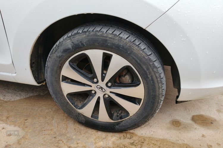 Kaiyi C3R 2017 изображение автомобиля #9