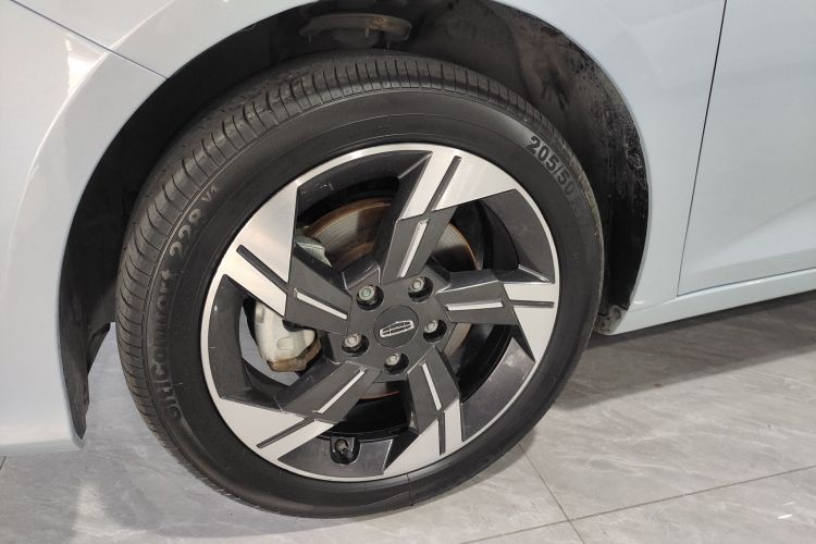 GEELY Emgrand L HiP 2022 car image #9