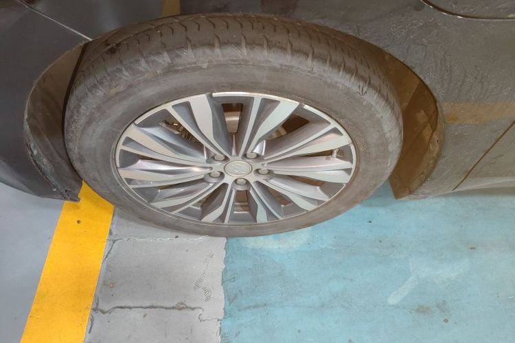 HongQi E-QM5 2023 imagem de carro #9