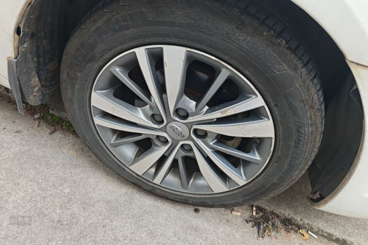 GEELY Emgrand 2019 #9 GEELY Emgrand 2019 car image #9