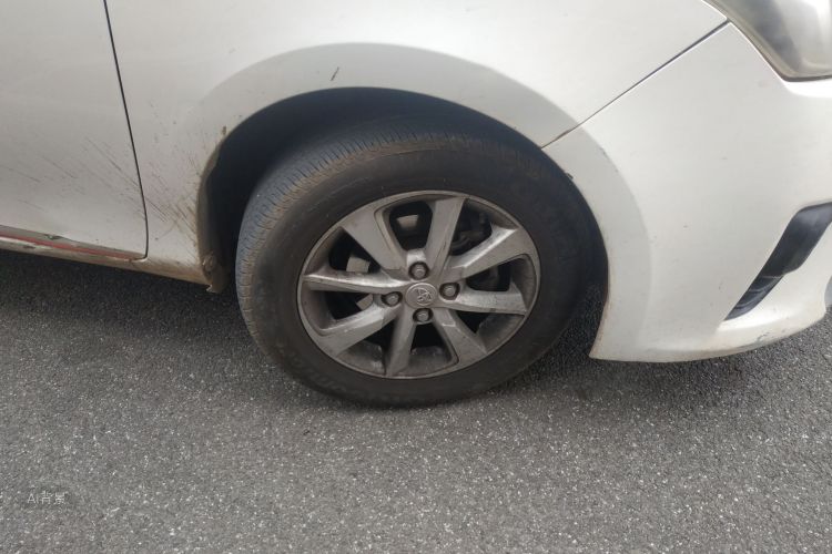 Toyota Yaris L Zhixuan 2014 immagine di auto #9