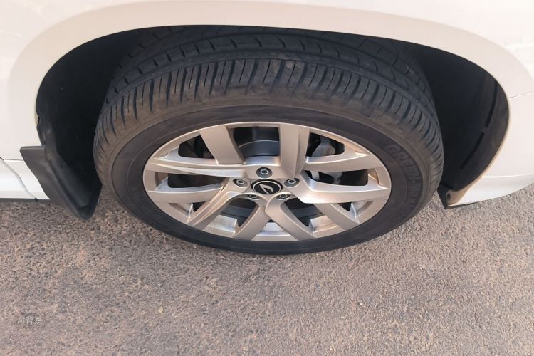 VS5 2025 car image #9