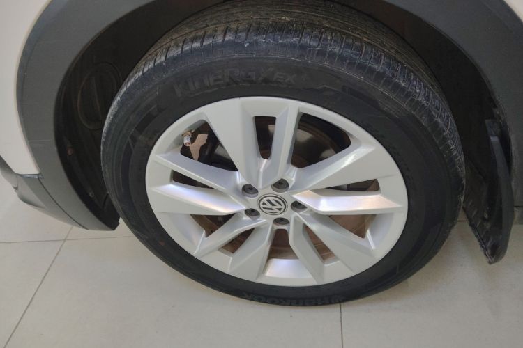 Volkswagen T-Cross 2020 car image #9