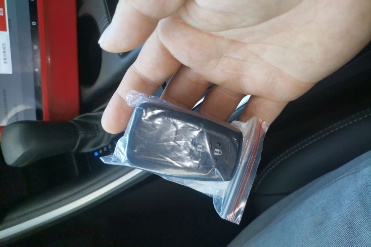 Toyota Avalon 2022 car image #9