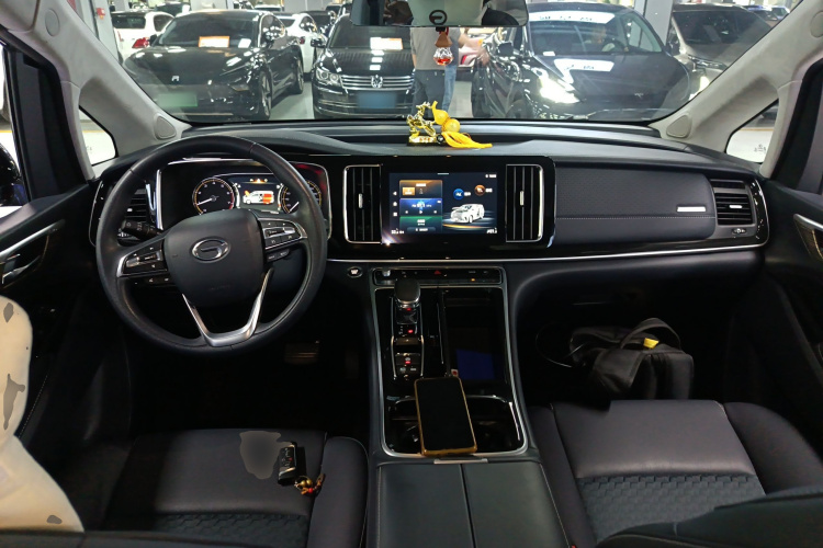 广汽传祺 传祺M8 2023 汽车图片 #9