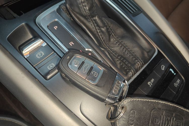 Audi Q5 2017 صورة سيارة #9