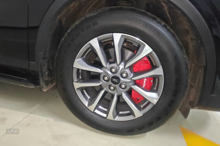 Ford Edge 2024 immagine di auto #9