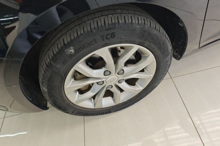 GEELY Emgrand GL 2017 car image #9