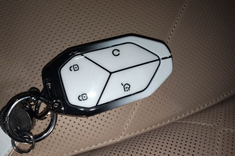 FangChengBao Leopard 8 2025 imagem de carro #9