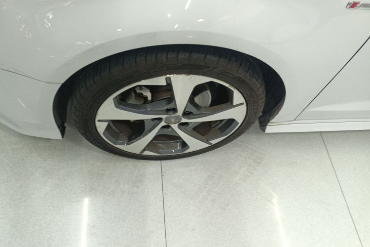 Audi A3 2019 car image #9