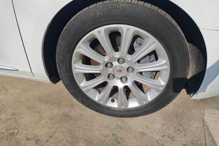 Volkswagen 2015 car image #9