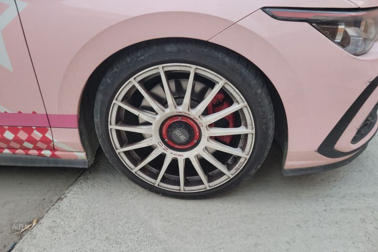 Volkswagen GolfGTI 2023 immagine di auto #9