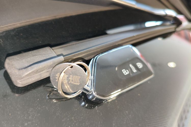 Volkswagen Tavendor 2024 immagine di auto #9