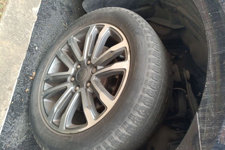 Ford Everest 2019 car image #9