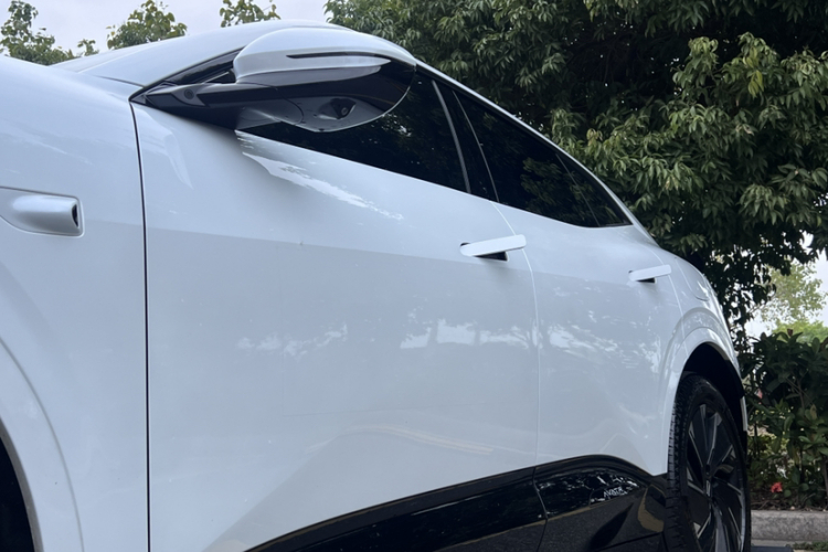 Avatr 07 2025 car image #9