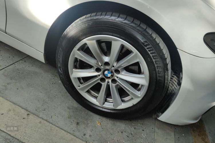 BMW 5 Series (Imported) 2017 car image #9