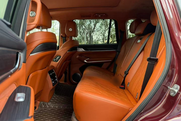 Tank 500 2022 изображение автомобиля #9