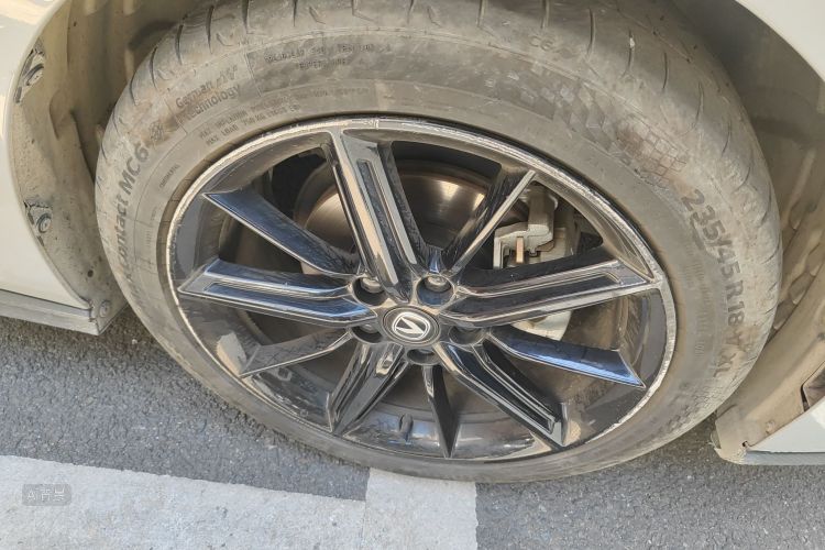 Changan UNI-V 2022 immagine di auto #9