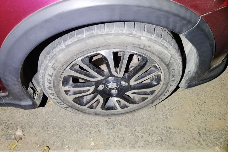 铃木 雨燕 2015 汽车图片 #9