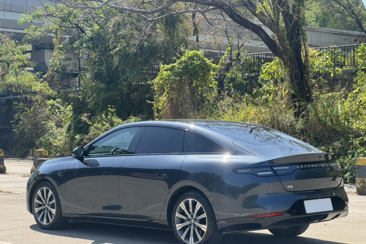 零跑汽车 零跑C01 2023 汽车图片 #9