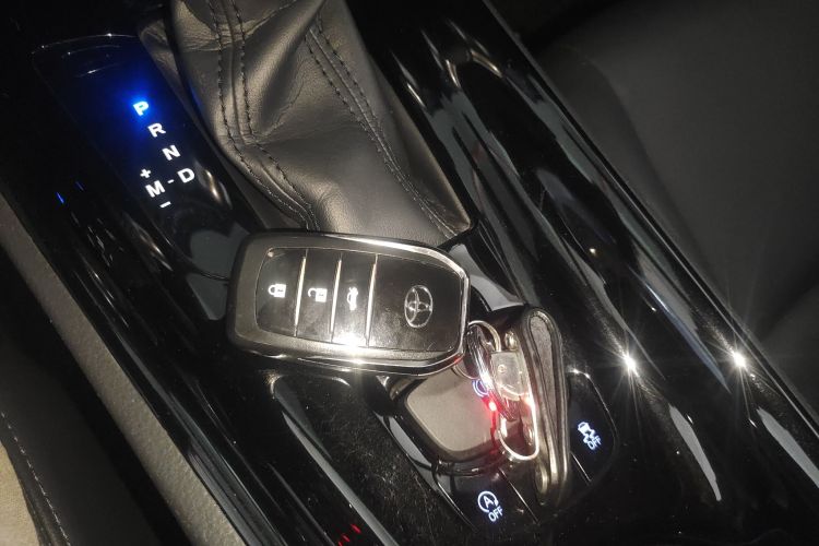 Toyota Izoa 2020 car image #9