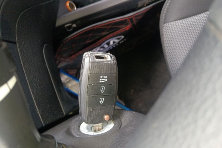 Kia K3 2018 image de voiture #9