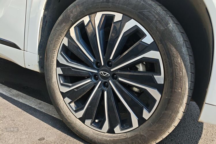 Chery Tiggo 9 2023 immagine di auto #9