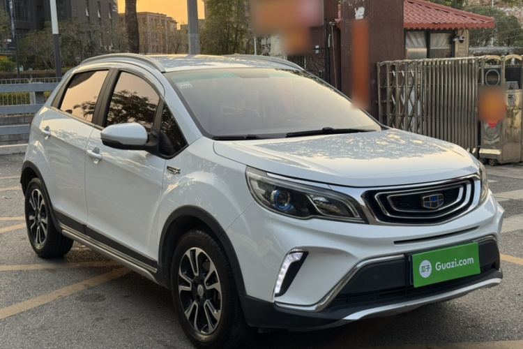 Vision X3 2018 car image #9