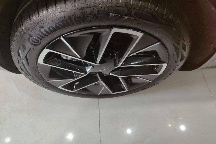 Avatr 11 2025 изображение автомобиля #9