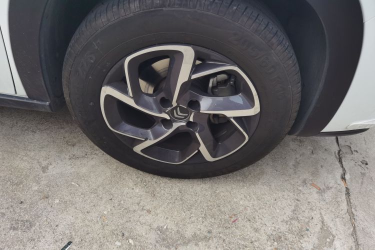 Citroen C3-XR 2023 immagine di auto #9