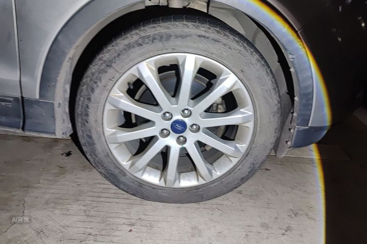 Ford Kuga 2013 immagine di auto #9