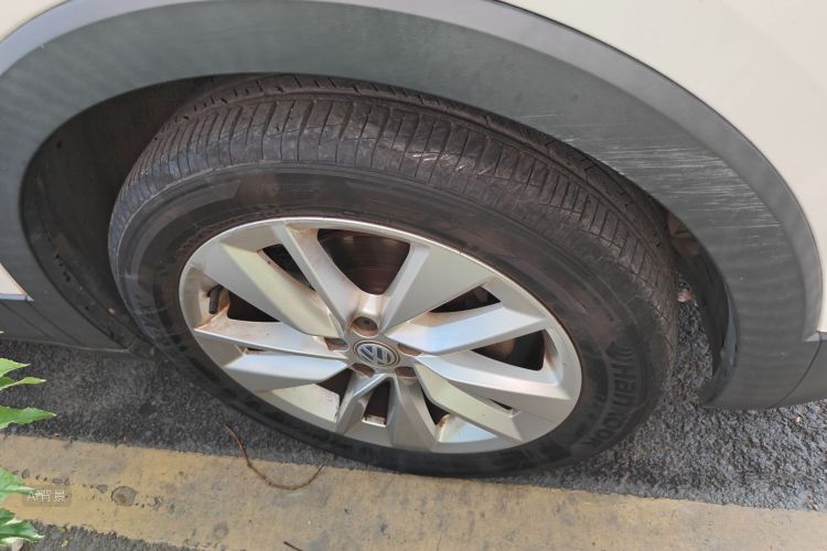 Volkswagen T-Cross 2020 car image #9