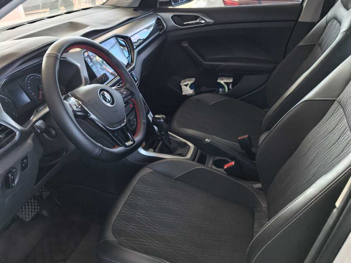 Volkswagen T-Cross 2021 #9 Volkswagen T-Cross 2021 car image #9