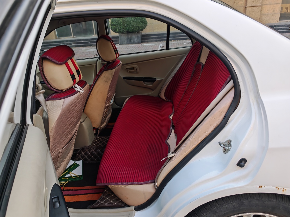 Soueast 2015 #9 Soueast 2015 car image #9