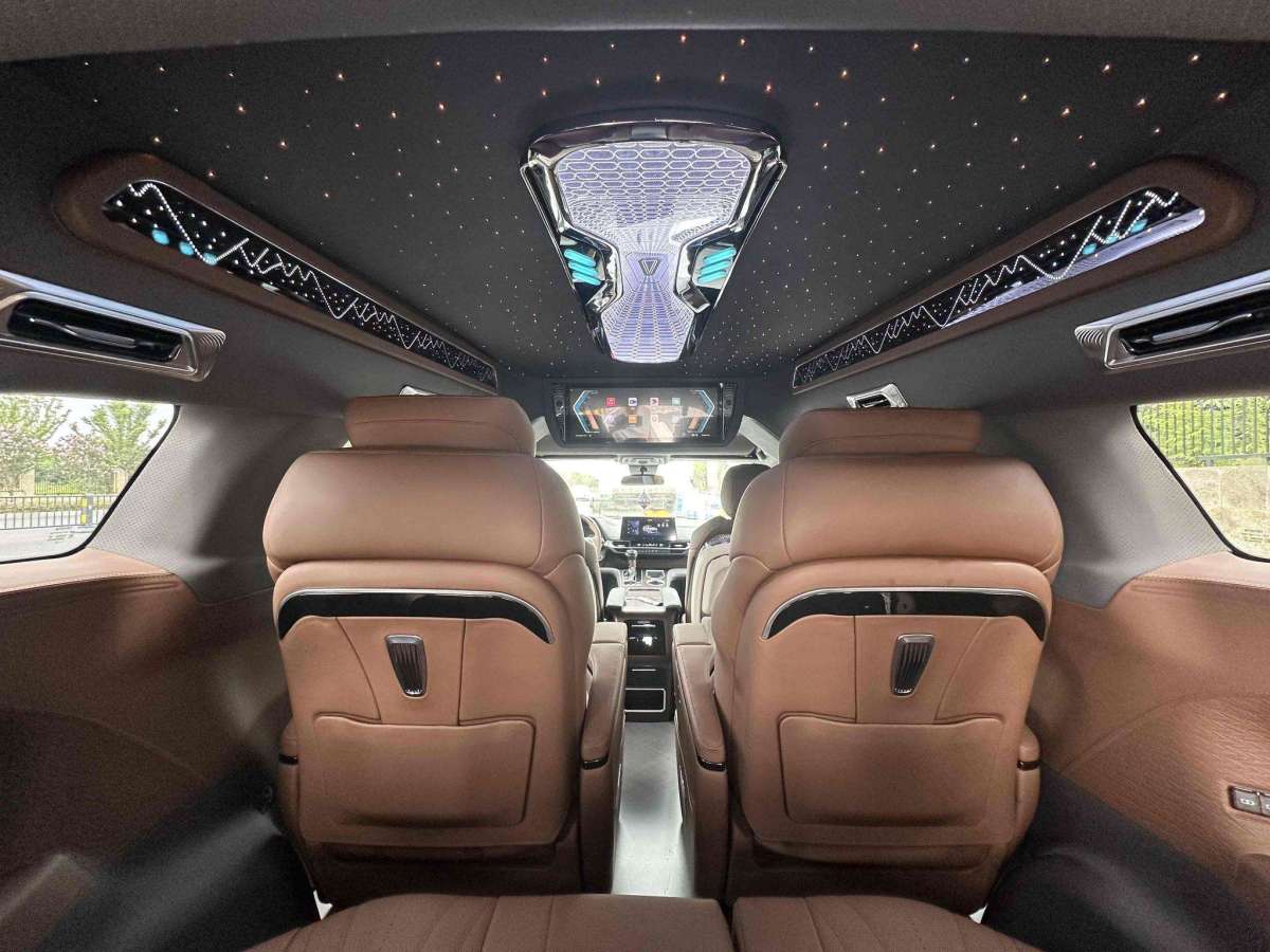 Toyota Sienna 2025 image de voiture #9